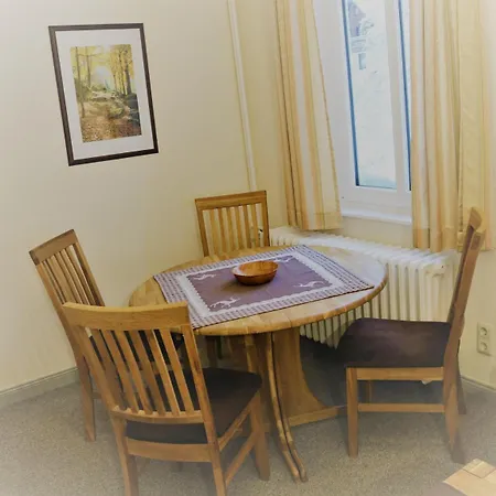 شقة Haus-kuhlmann-wohnung-2-zwei-baeder *